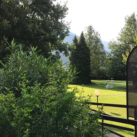 Monolocale Sul Lago Con Piscina Appartamento