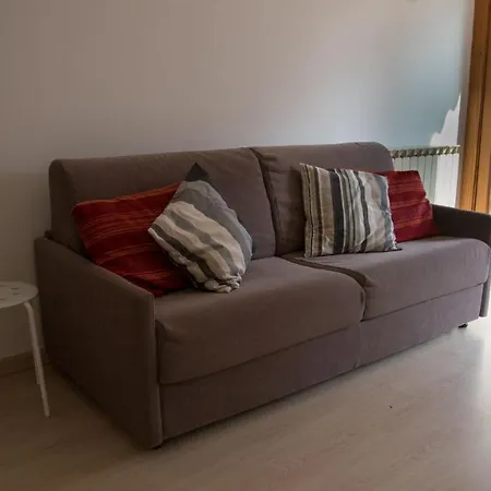 Apartment Monolocale Sul Lago Con Piscina Dervio