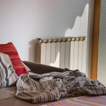 Monolocale Sul Lago Con Piscina Appartamento Dervio